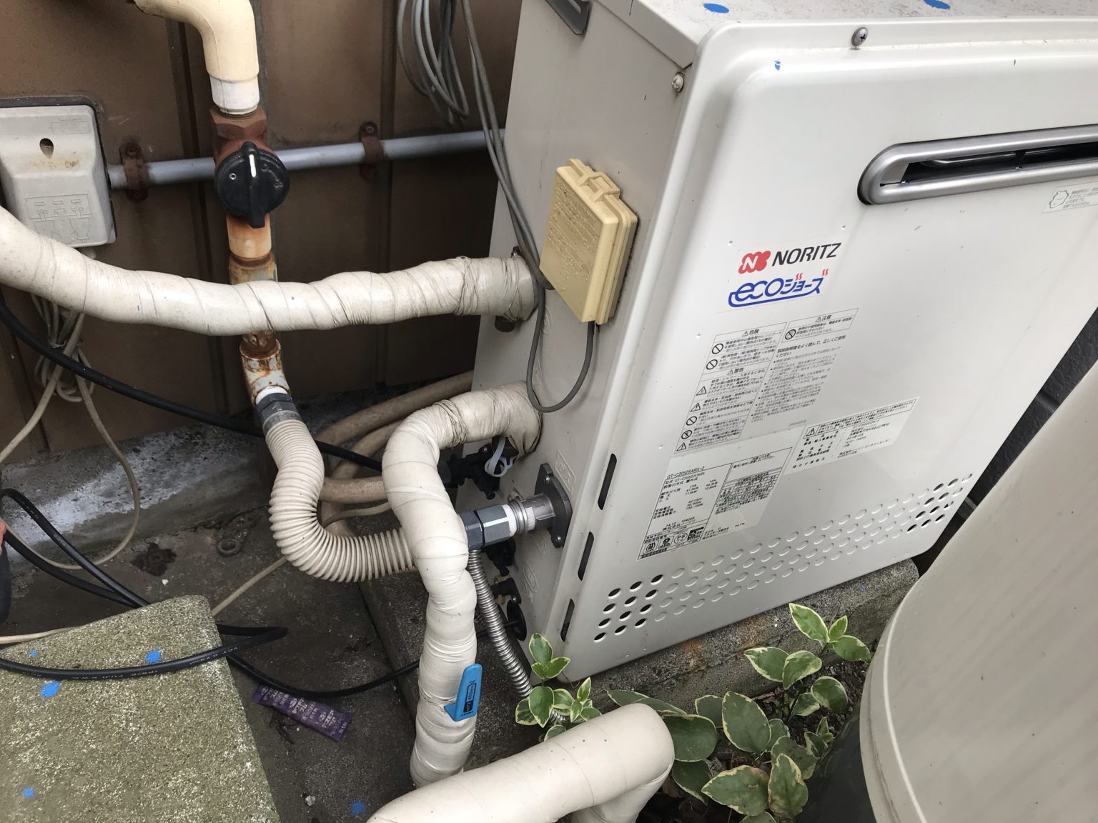 給湯器故障してしまったら誰でもできる応急処置DIY 伊奈、上尾のエコキュート・ガス衣類乾燥機乾太くんの交換なら 給湯器故障してしまったら誰でもできる応急処置DIY 伊奈、上尾のエコキュート・ガス衣類乾燥機乾太くんの交換なら